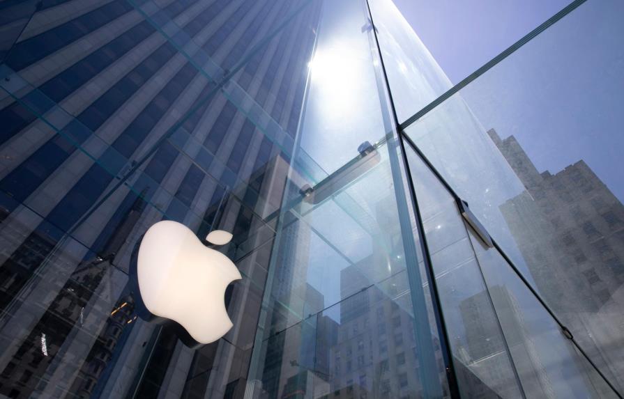 Apple alcanza dos billones de dólares de valor bursátil en plena pandemia