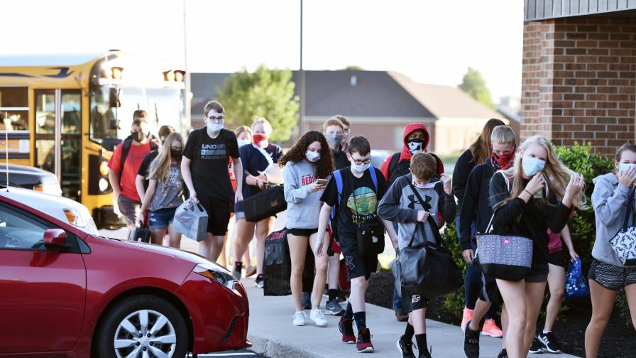 Nueva York da a conocer su polémico plan de retorno a clases