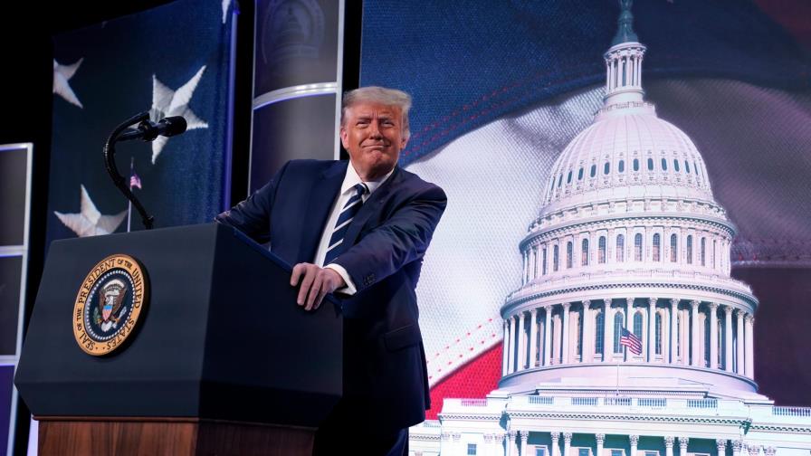 Donald Trump culpa a la Administración de Alimentos y Medicamentos por los retrasos de la vacuna del COVID-19