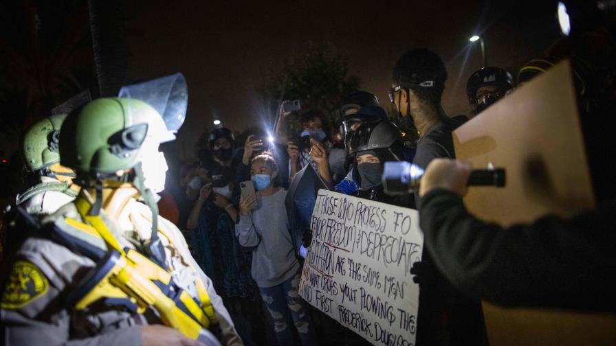 Protestas en Los Ángeles tras muerte de hombre negro a manos de la policía