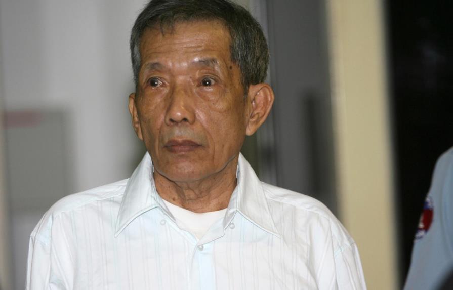 Duch, el torturador del Jemer Rojo camboyano, muere a los 77 años