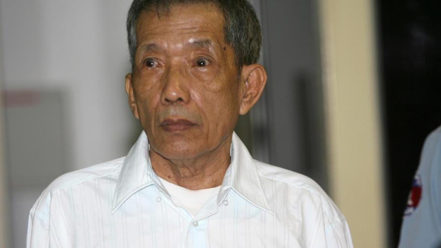 Duch, el torturador del Jemer Rojo camboyano, muere a los 77 años