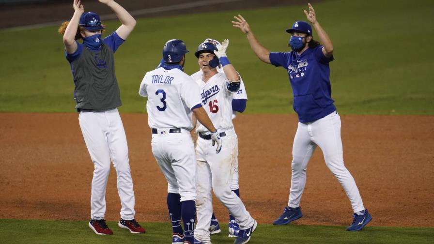 Los Dodgers ganan a los Diamondbacks en el 10mo