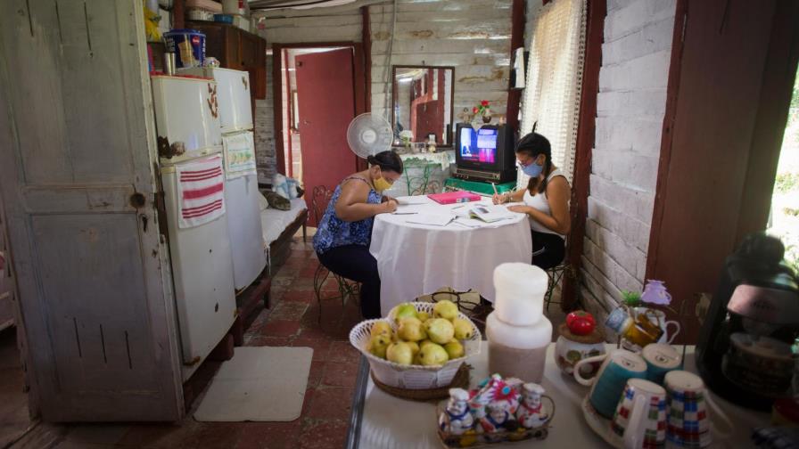 Cuba suma 25 casos de COVID-19 una semana después del cierre de La Habana