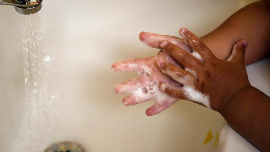 Florida acumula casi 55.000 casos de COVID-19 en menores, nueve mortales Florida acumula casi 55.000 casos de COVID-19 en menores, nueve mortales