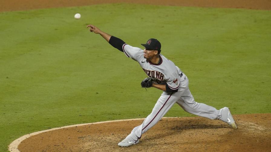 Arizona gana a Angelinos gracias a jonrón de Peralta Arizona gana a Angelinos gracias a jonrón de Peralta