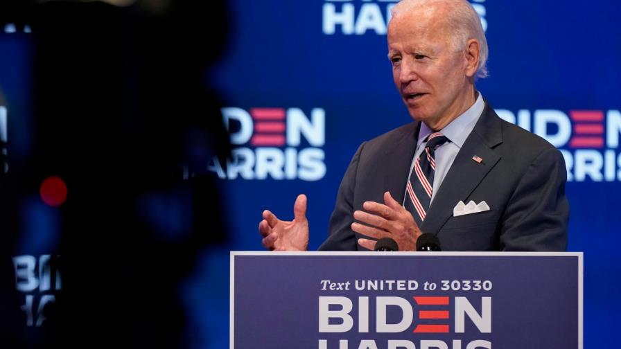 El fracaso de Trump en la pandemia lo “descalifica totalmente” dice Biden