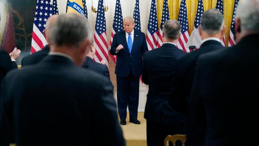 EEUU golpea sistema de remesas de Cuba y anuncia restricciones a importación de cigarros y licores EEUU golpea sistema de remesas de Cuba y anuncia restricciones a importación de cigarros y licores