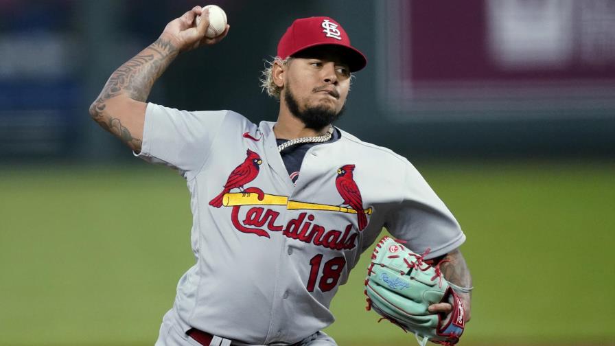 Terminó la temporada para el lanzador Carlos Martínez