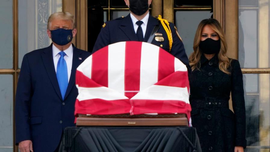 Abuchean a Trump durante los funerales de la jueza Ginsburg en la Corte Suprema