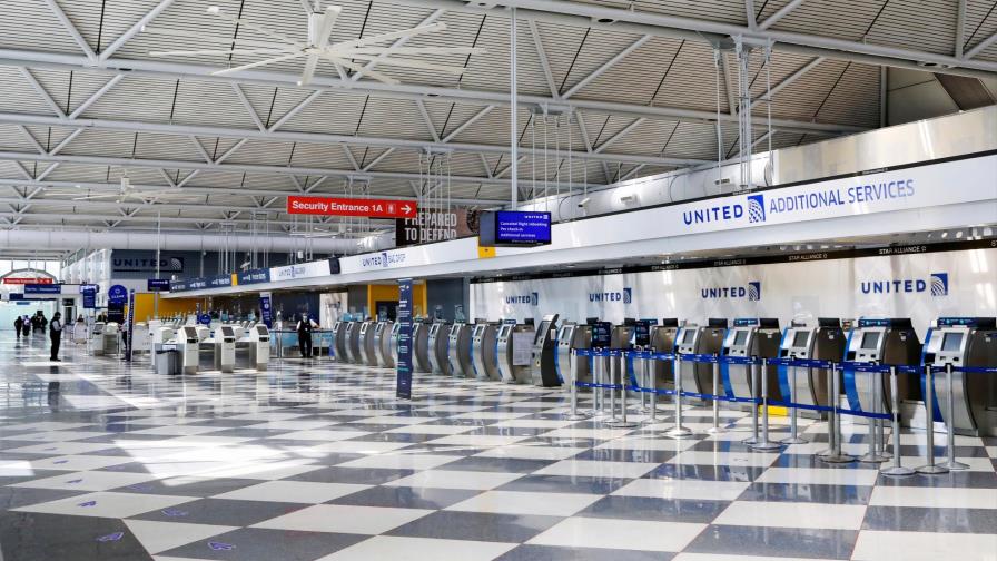 Gobierno de Trump acuerda préstamos a 7 aerolíneas de EEUU para salvar empleos Gobierno de Trump acuerda préstamos a 7 aerolíneas de EEUU para salvar empleos