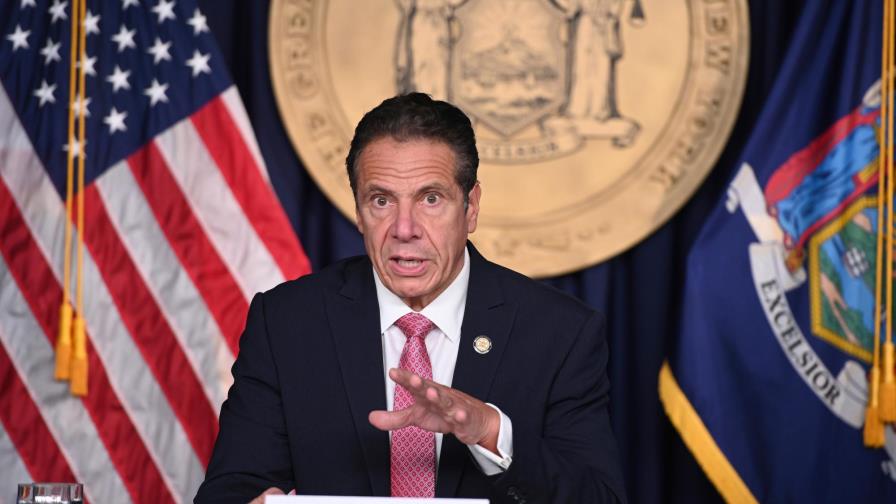 Gobernador de Nueva York prohíbe comer en interior de restaurantes Gobernador de Nueva York prohíbe comer en interior de restaurantes