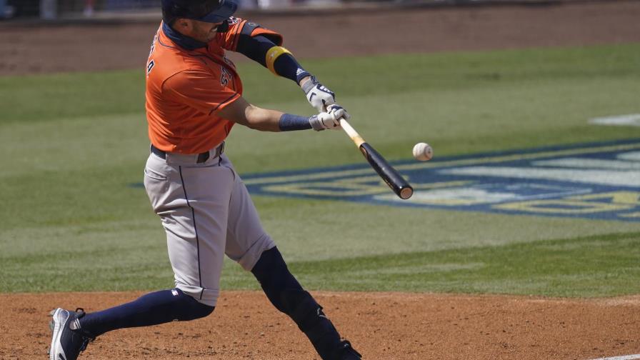 El récord de jonrones de Carlos Correa ante los Atléticos 