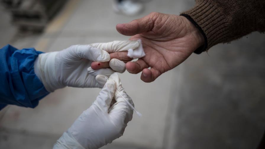 Tres estudiantes de Miami con COVID-19 tras la reapertura de escuelas