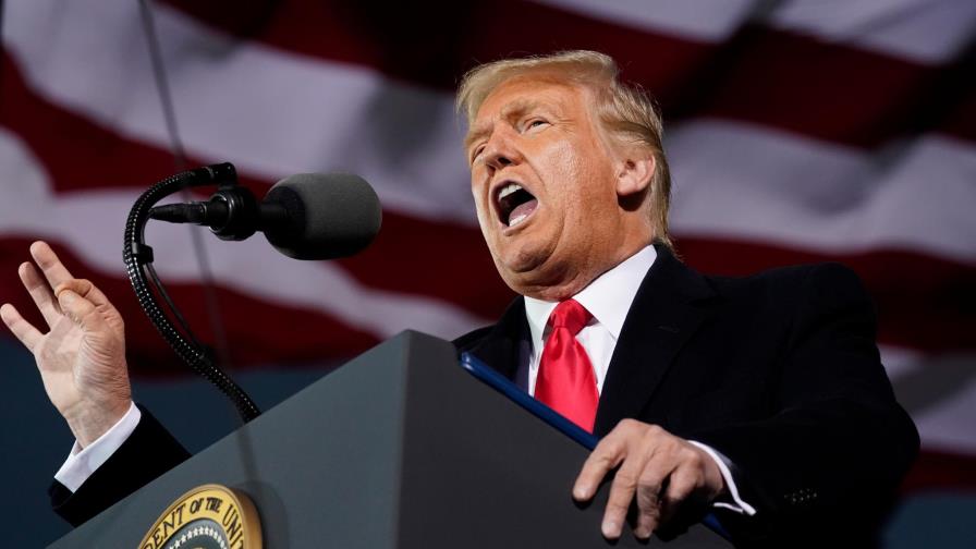 Twitter suspende por varias horas la cuenta de la campaña electoral de Trump Twitter suspende por varias horas la cuenta de la campaña electoral de Trump