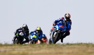 Rins se lleva el GP de Aragón y Mir el liderato de MotoGP