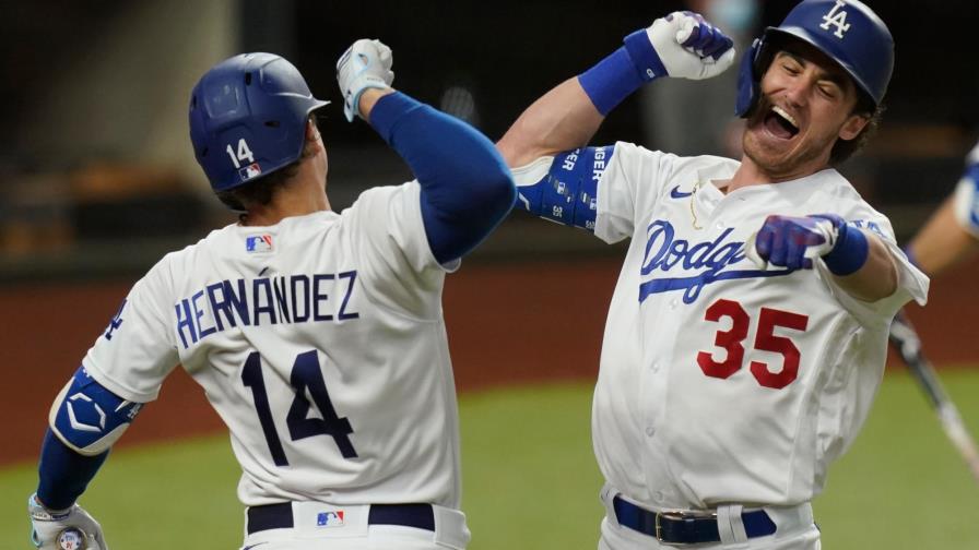 Cody Bellinger se dislocó el hombro celebrando el jonrón que llevó a Dodgers a la Serie Mundial Cody Bellinger se dislocó el hombro celebrando el jonrón que llevó a Dodgers a la Serie Mundial