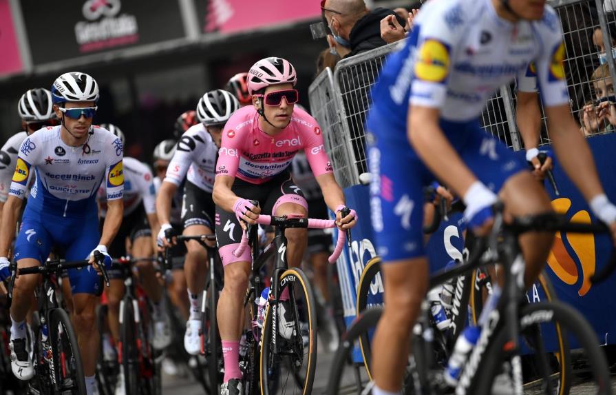 Ciclistas aseguran que su rebelión en el Giro fue para proteger su seguridad
