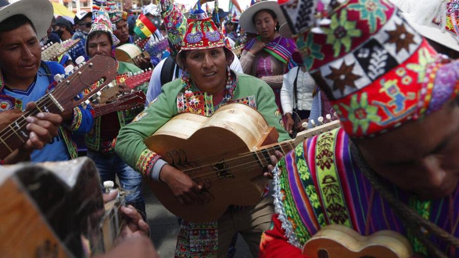 Bolivia se propone industrializar (otra vez) la hoja de coca
