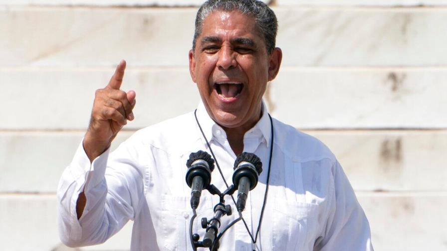Adriano Espaillat: victoria de Joe Biden trae la esperanza a los Estados Unidos