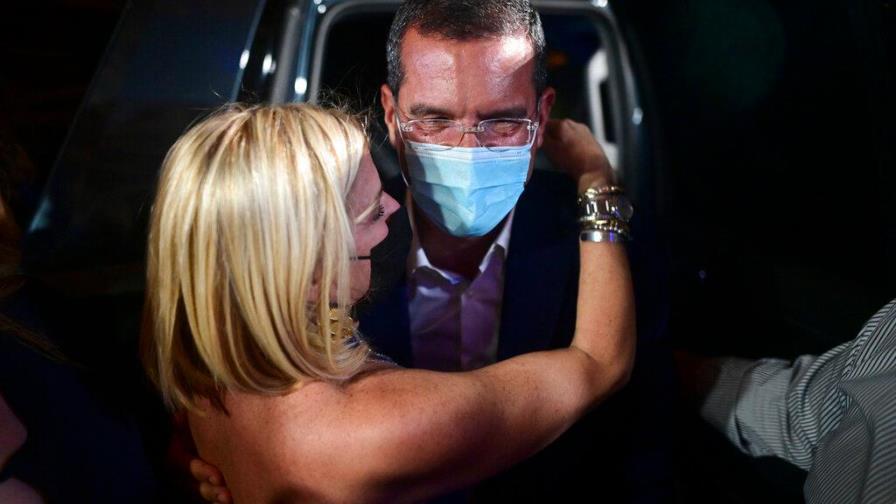 Gobernadora de Puerto Rico se adelanta a los resultados y felicita a candidato con ventaja