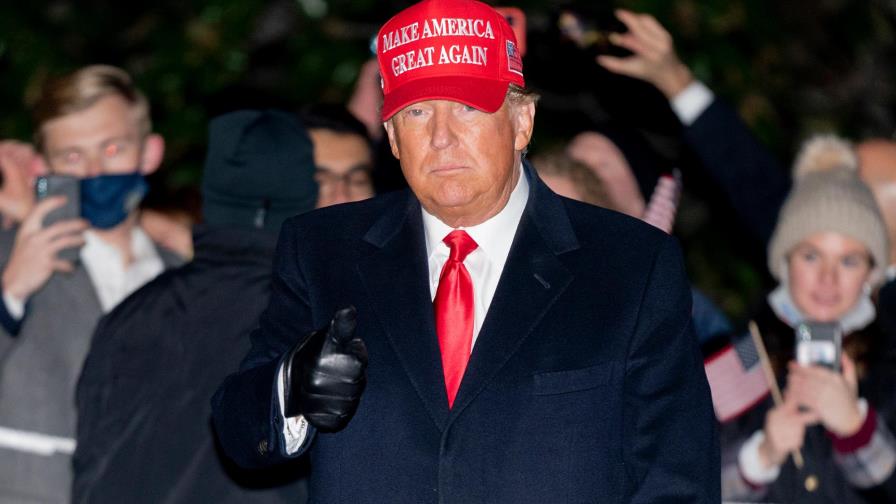 Trump critica a su propio Gobierno y a Pfizer por no anunciar antes la vacuna