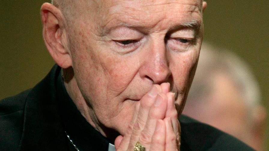 Papa promete acabar con los abusos tras reporte de McCarrick