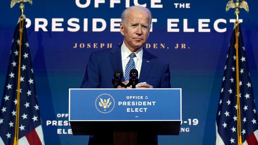 Biden: “La única razón por la que la gente duda de la vacuna es Donald Trump”