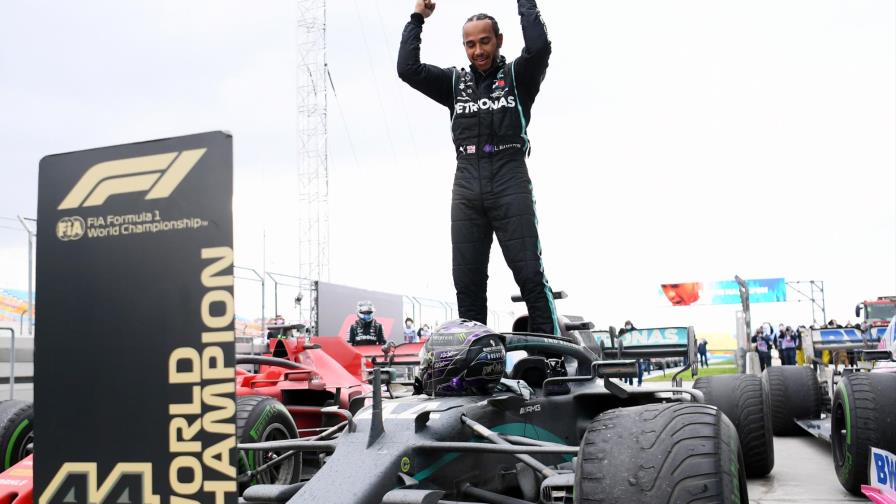 Hamilton: Gracias a mi equipo y mi familia; niños: persigan sus sueños