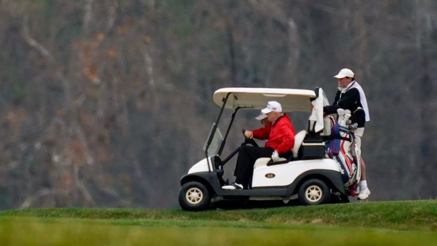 Trump cambia la cumbre de G20 por el golf tras una fugaz aparición en el foro