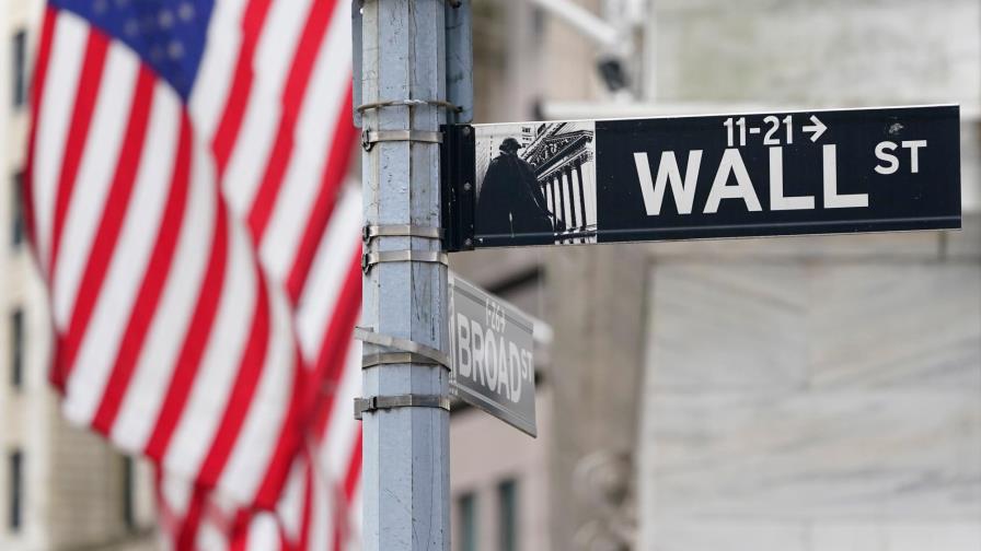 Wall Street cierra al alza en vísperas de Navidad