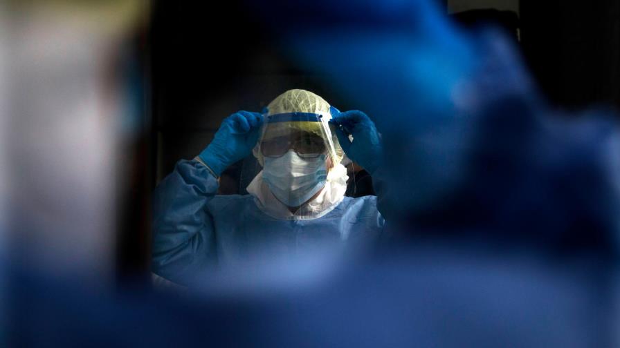 Los hospitales de EEUU, ante una posible lotería de vacunas entre su personal Los hospitales de EEUU, ante una posible lotería de vacunas entre su personal