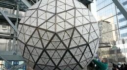 Bola de cristal de Times Square bajar&aacute; ocho veces para celebrar la Independencia de EE. UU.