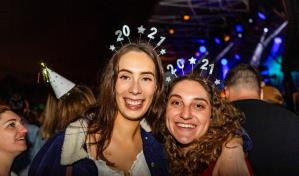 Nueva Zelanda festeja el Año Nuevo sin casos de coronavirus por transmisión comunitaria