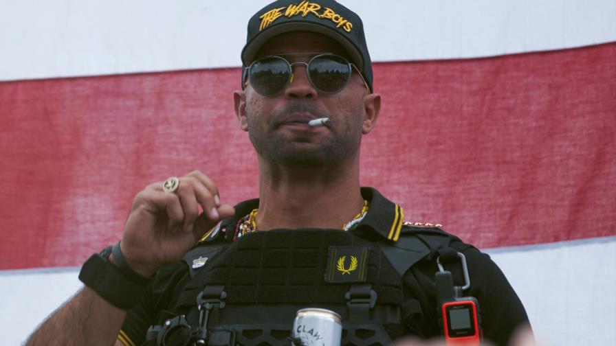 Arrestan en Washington al líder del grupo ultraderechista Proud Boys