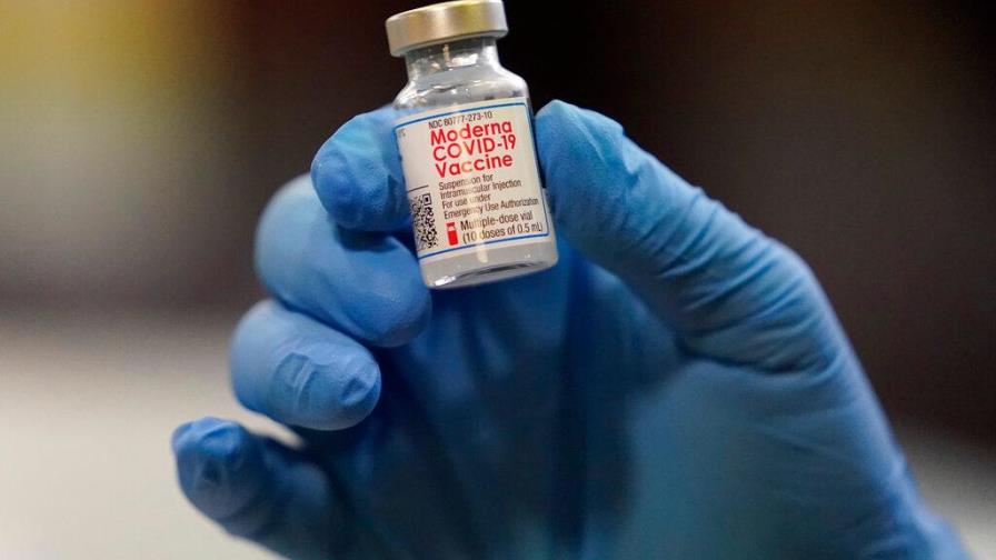 Agencia Europea del Medicamento aprueba uso de la vacuna de Moderna