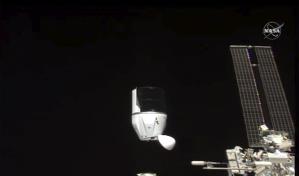 La cápsula Dragon ameriza con éxito en la costa de Florida 