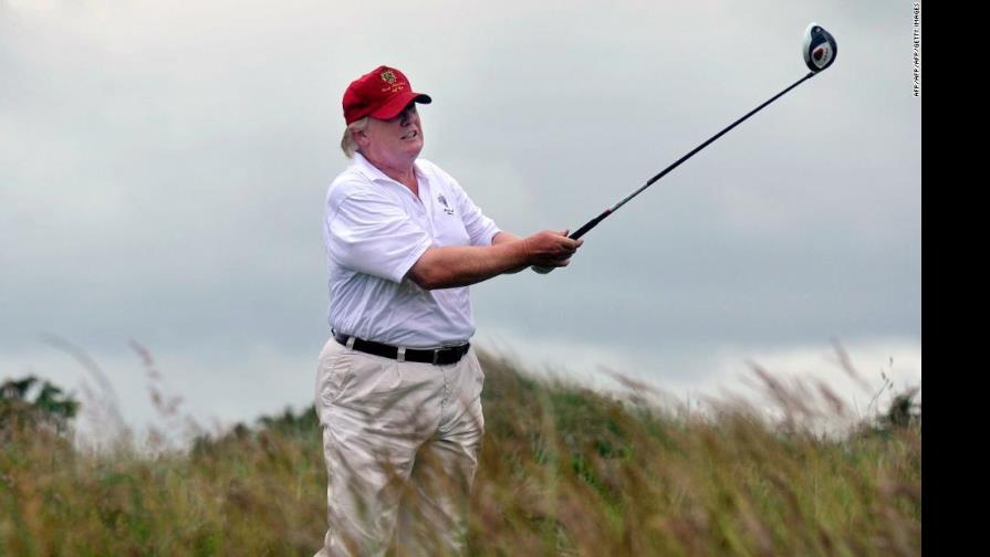 Trump fanático del golf; el golf no lo quiere a él