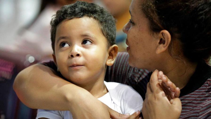 Informe critica ley de Trump que separó a familias migrantes