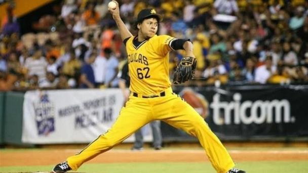 Martínez contra Crenshaw en un partido sin mañana para las Águilas Cibaeñas