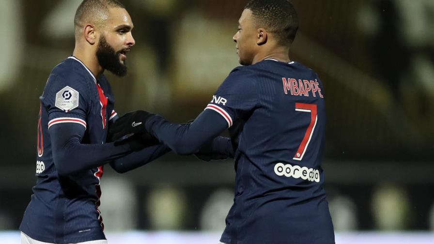 El  París Saint-Germain estrena su liderato ante un Montpellier en crisis