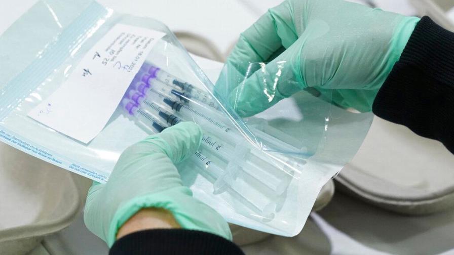 Por problema de producción de Pfizer, Austria recibe menos vacunas que las esperadas