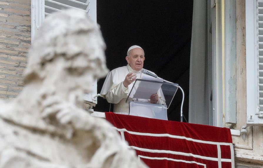 El papa insiste en que el proceso de nulidad matrimonial puede ser gratuito