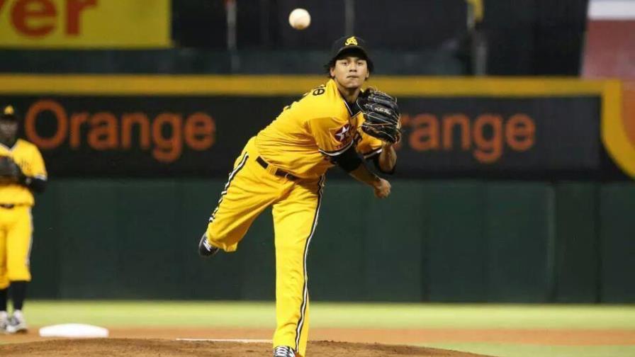 Carlos Martínez y César Valdez, confirmados para la Serie del Caribe