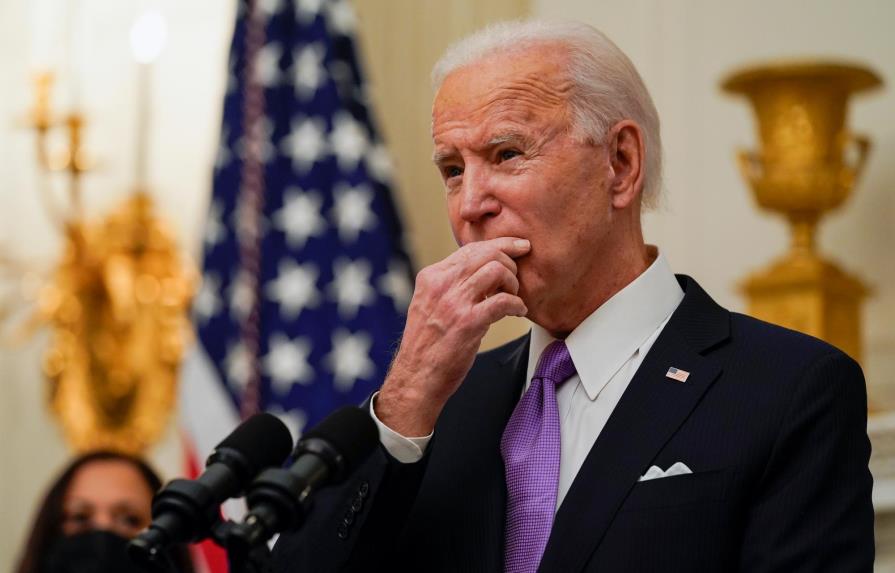 El presidente Biden despide al polémico médico de la Casa Blanca