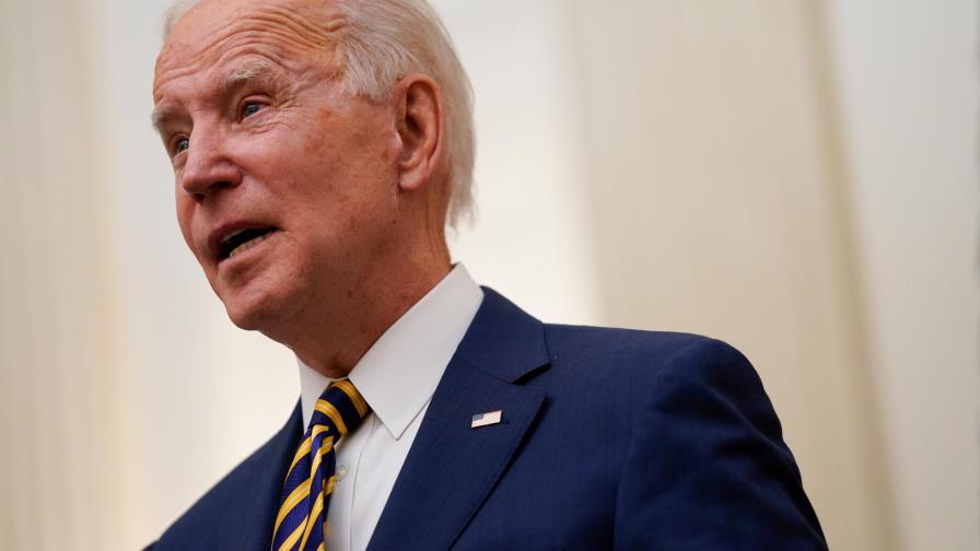 Biden aprueba ampliar ayuda federal a familias ante la “emergencia nacional”