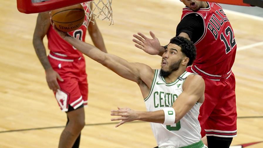 VIDEO | Brown y Tatum guían a Celtics en triunfo sobre Bulls VIDEO | Brown y Tatum guían a Celtics en triunfo sobre Bulls