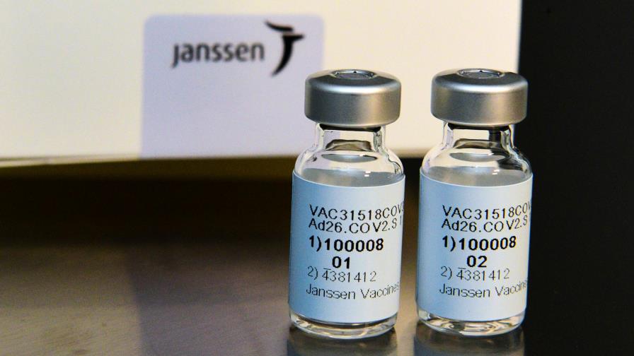 FDA afirma que vacuna contra COVID de una dosis J&J es eficaz