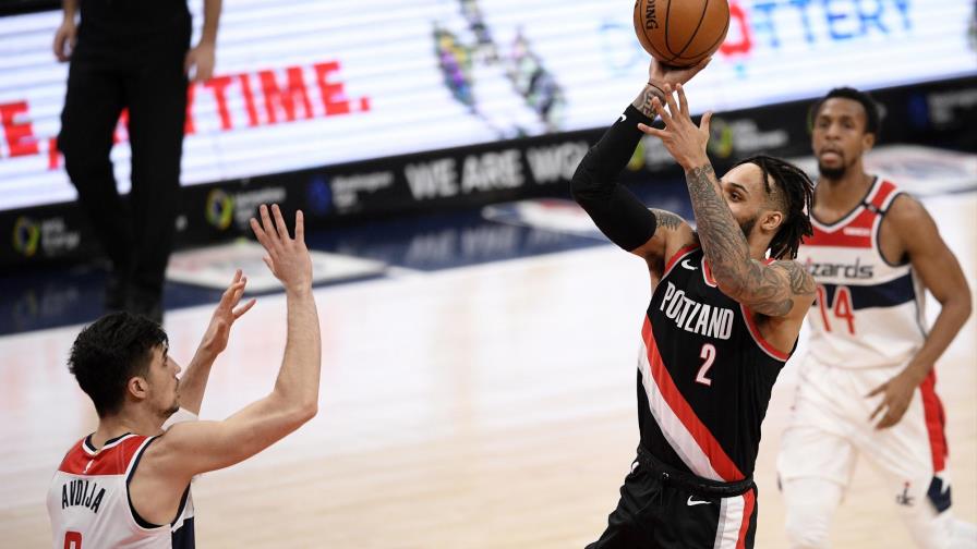 VIDEO | Lillard guía a disminuidos Blazers a triunfo en Washington