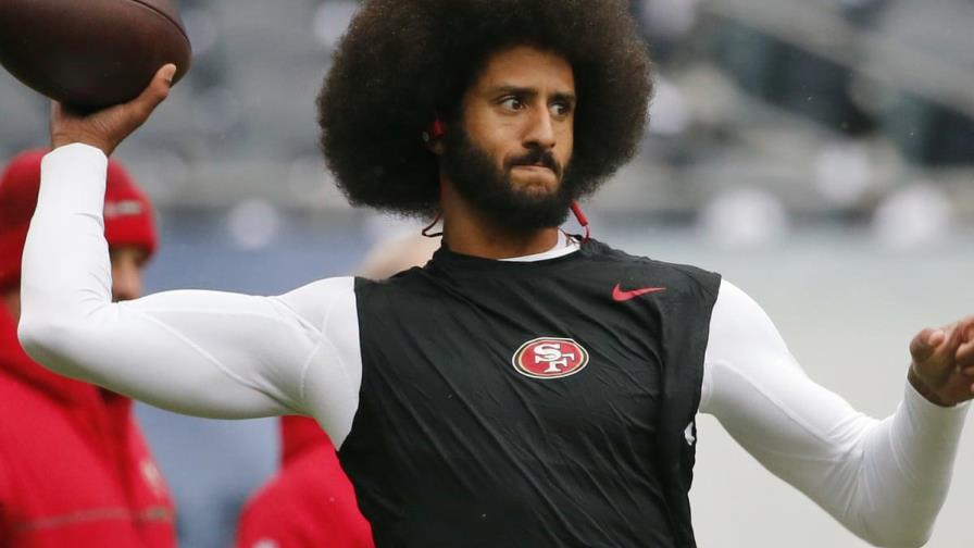 Colin Kaepernick protagonista en vallas publicitarias y mural antes SuperBowl